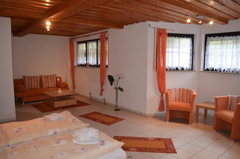 Hotel Restaurant Waldschloessel Speyerbrunn الغرفة الصورة